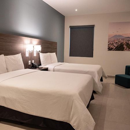 Hotel Centria Монтеррей Экстерьер фото
