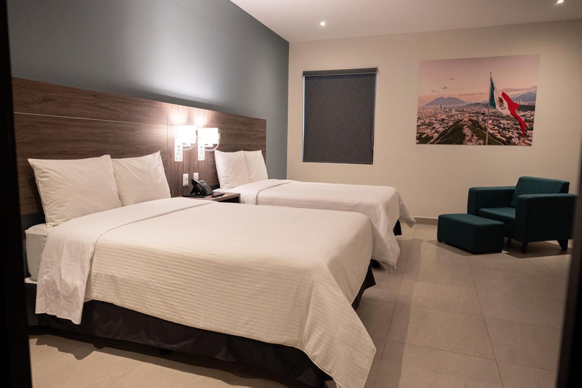 Hotel Centria Монтеррей Экстерьер фото