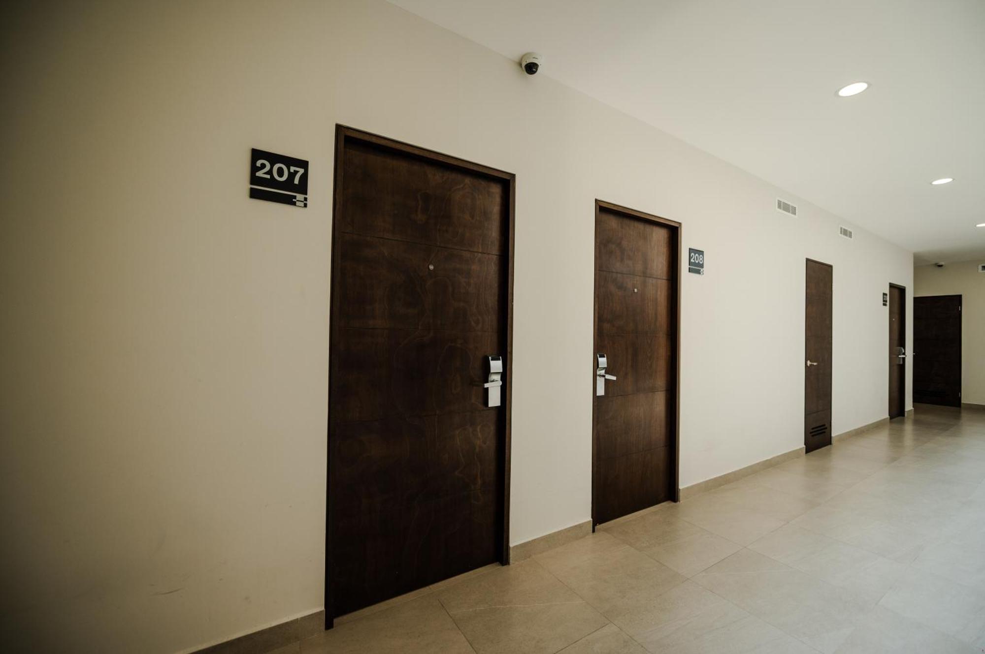Hotel Centria Монтеррей Экстерьер фото