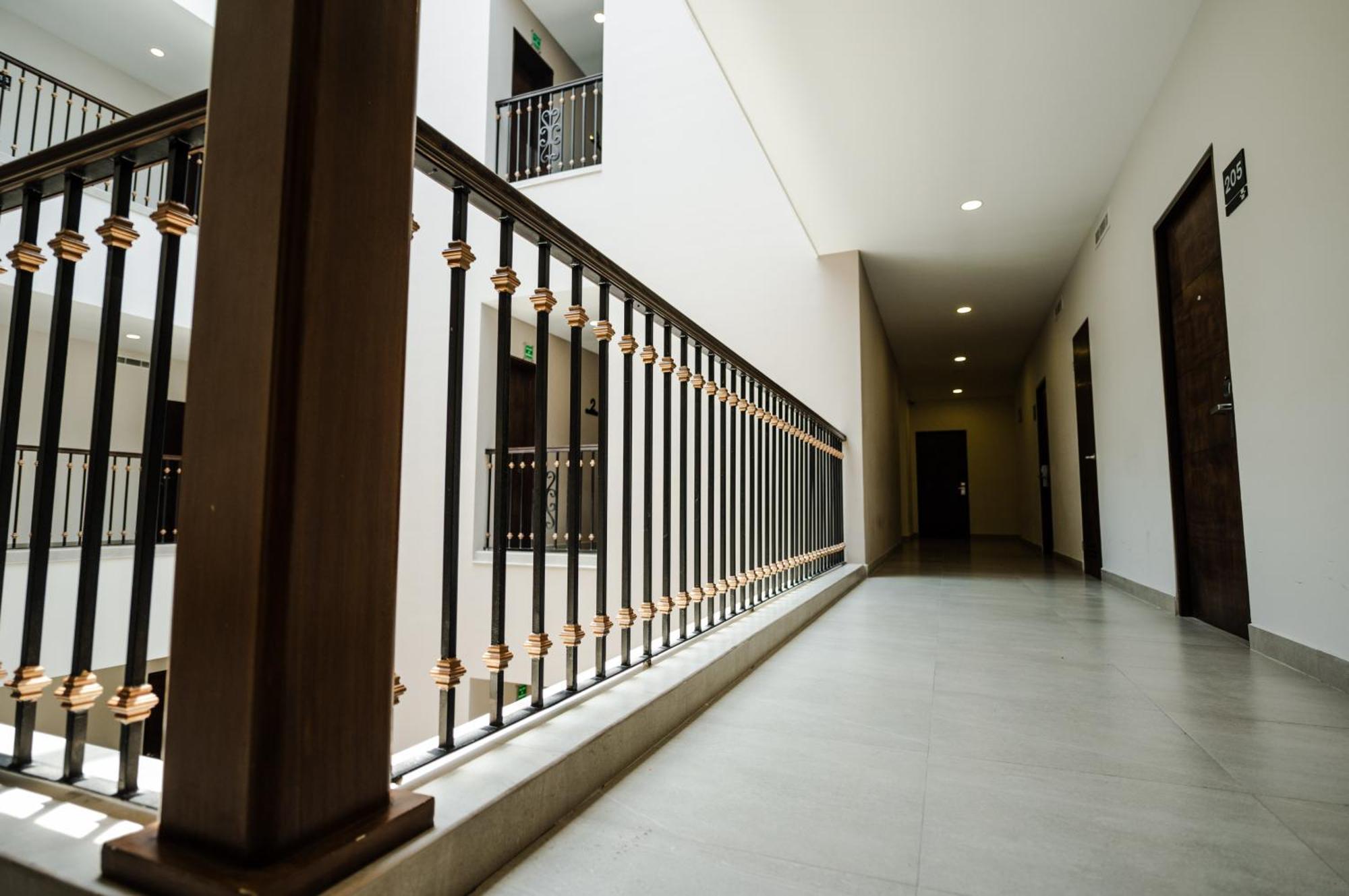 Hotel Centria Монтеррей Экстерьер фото