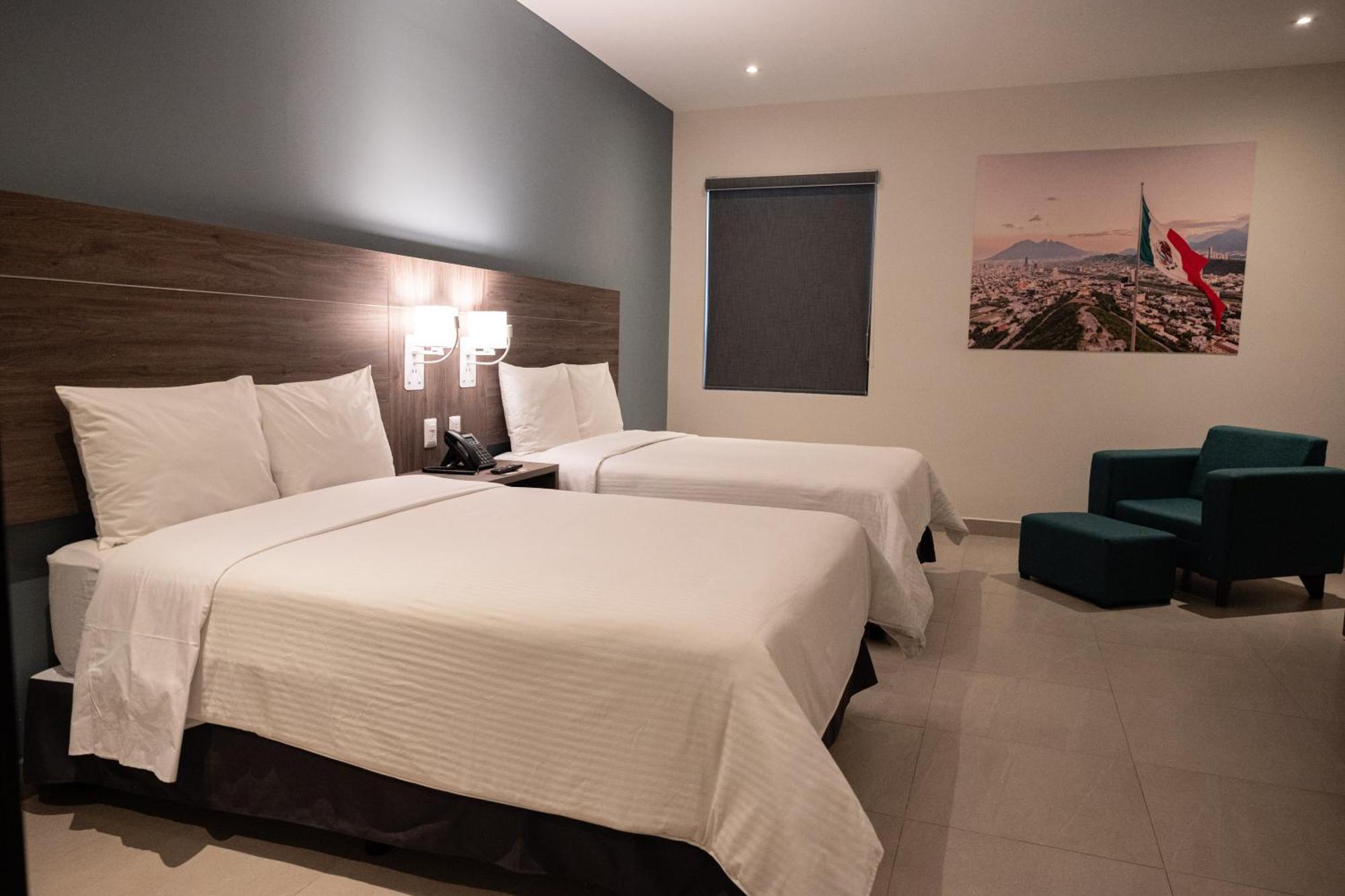 Hotel Centria Монтеррей Экстерьер фото